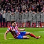 Alasan Gol Penalti Julian Alvarez Dibatalin di Atletico vs Madrid